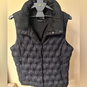 The North Face Women’s Black Quilted Insulated Vest